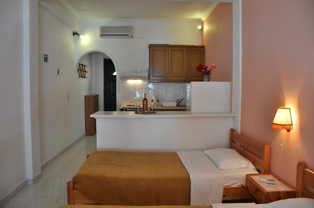 Lidovois House Apartment Pelekas Room photo